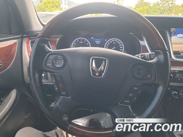 Hyundai Equus 2015 — photo 12