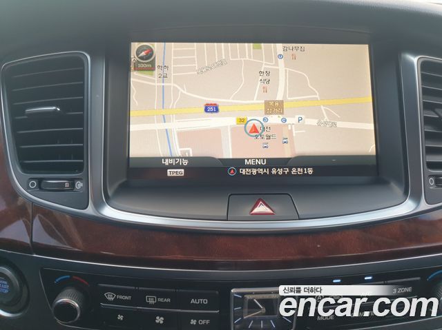 Hyundai Equus 2015 — photo 13