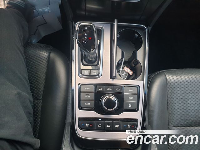 Hyundai Equus 2015 — photo 16