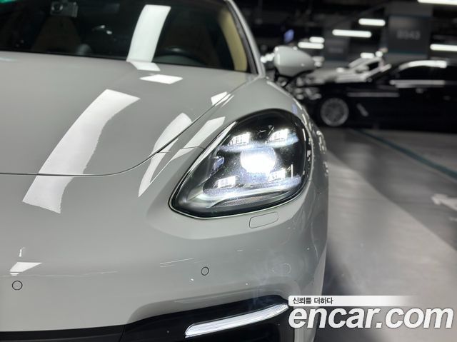 Porsche Panamera 2018 — photo 3