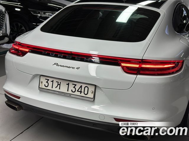 Porsche Panamera 2018 — photo 4