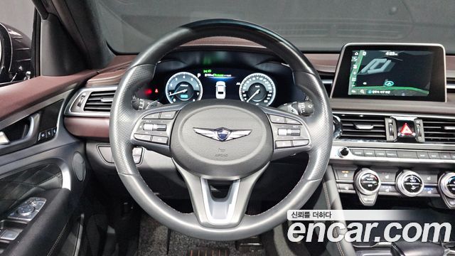 Genesis G70 2020 — photo 13