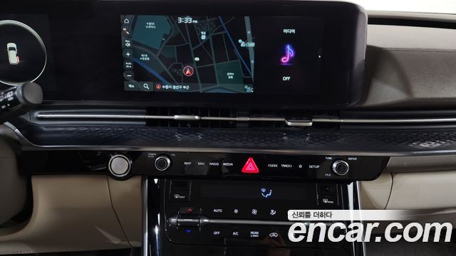 Kia Canival 2021 — photo 14