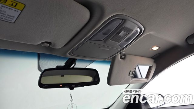 Kia K5 2019 — photo 9
