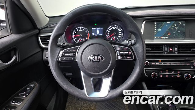 Kia K5 2019 — photo 11