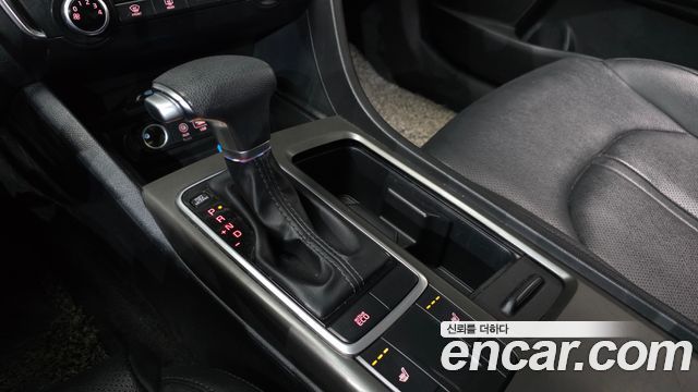 Kia K5 2019 — photo 14