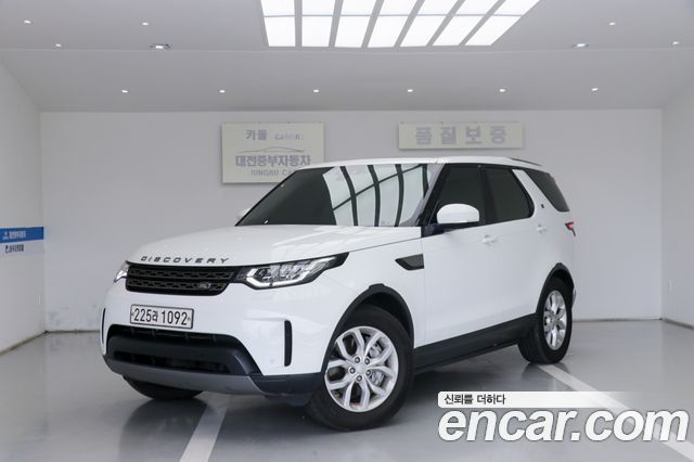 Land Rover Discovery 2019 — photo 1