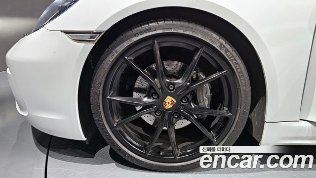 Porsche 718 2018 — photo 5