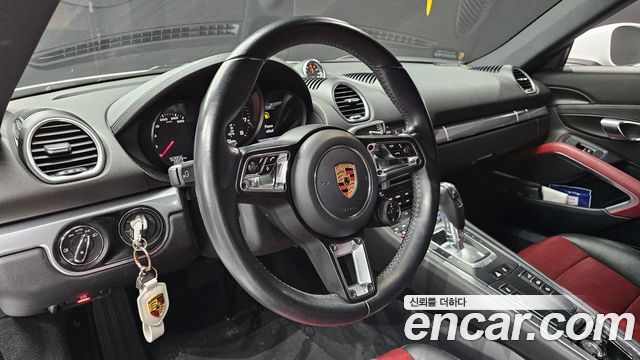 Porsche 718 2018 — photo 12