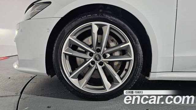 Audi A7 2021 — photo 5
