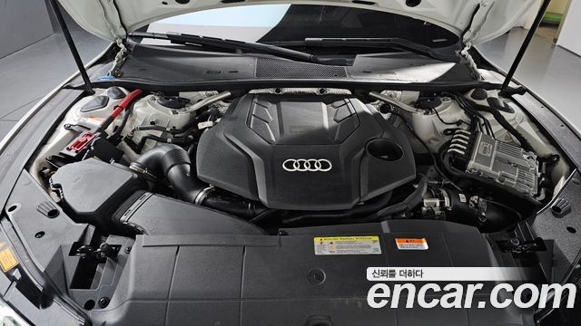 Audi A7 2021 — photo 6