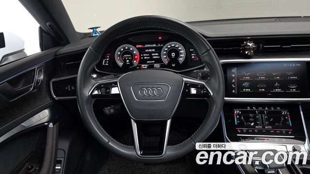 Audi A7 2021 — photo 13