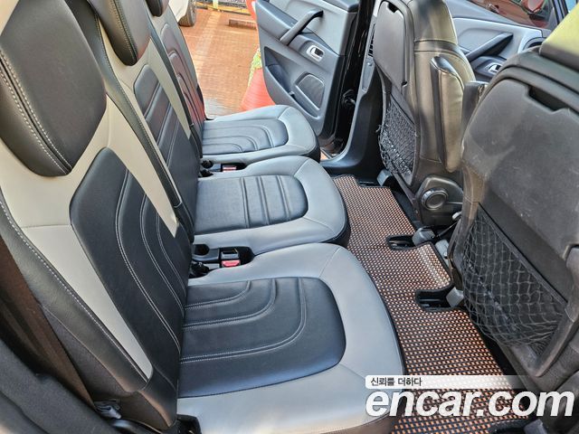 Citroën / DS C4 Picasso 2015 — photo 14