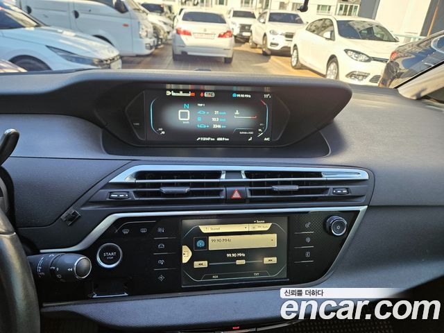 Citroën / DS C4 Picasso 2015 — photo 19