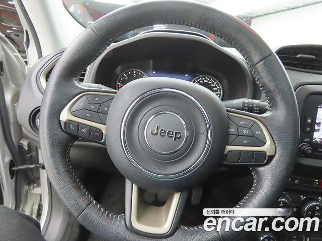 Jeep Renegade 2015 — photo 8
