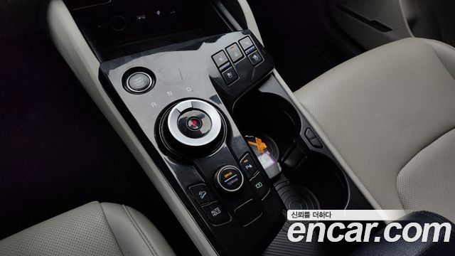 Kia Sportage 2023 — photo 9