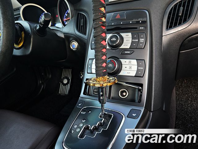 Hyundai Genesis 2009 — photo 9