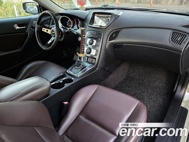 Hyundai Genesis 2009 — photo 10