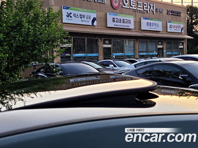 Hyundai Genesis 2009 — photo 17