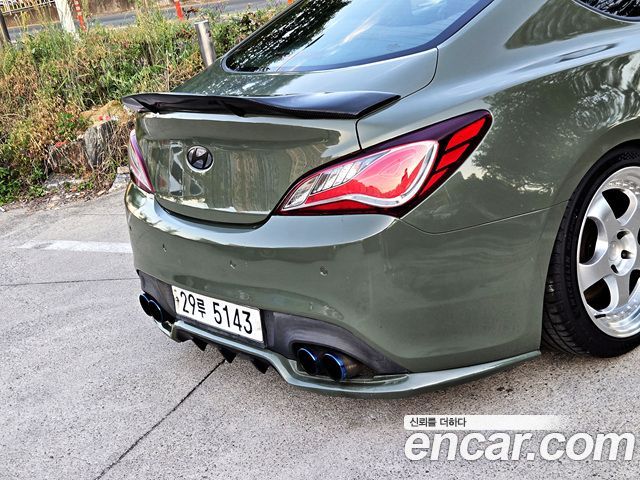 Hyundai Genesis 2009 — photo 19