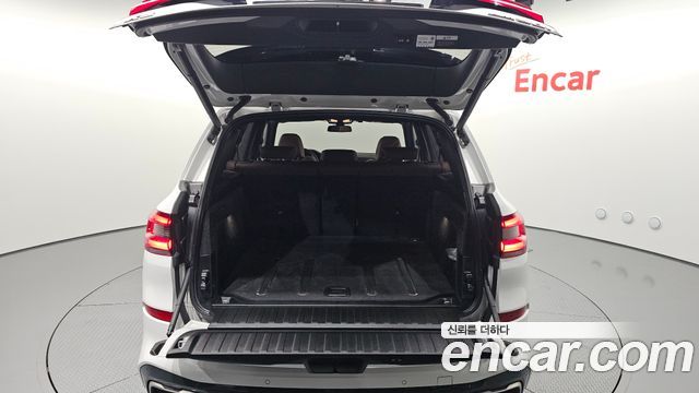 BMW X5 2022 — photo 20
