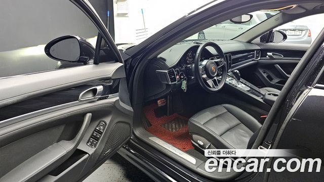 Porsche Panamera 2011 — photo 10