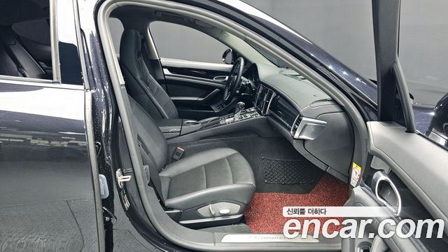Porsche Panamera 2011 — photo 11