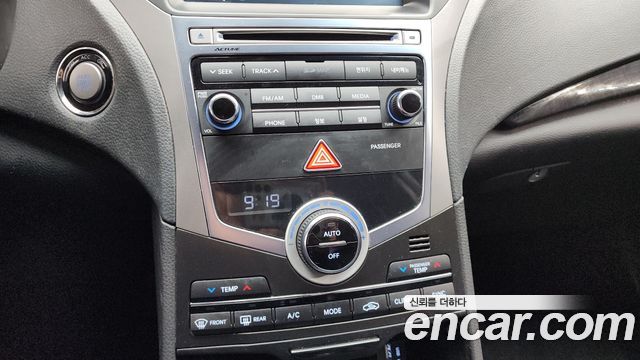 Hyundai Grandeur 2015 — photo 16