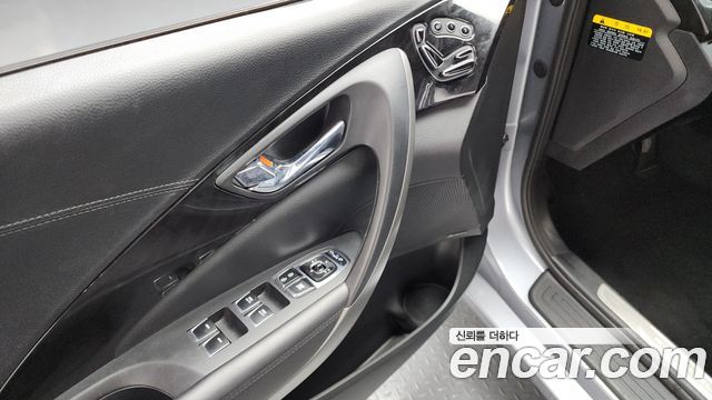 Hyundai Grandeur 2015 — photo 18