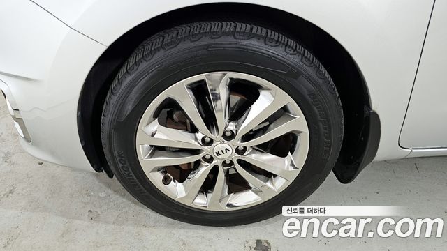 Kia Canival 2016 — photo 5