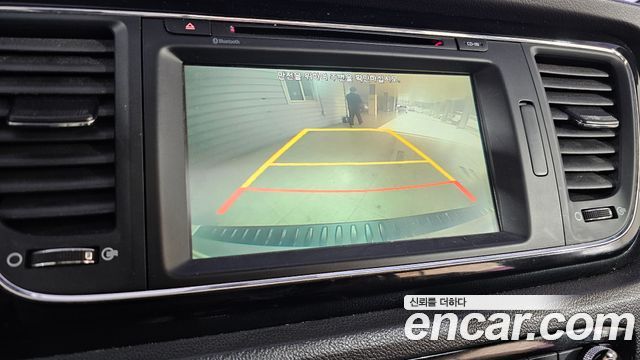 Kia Canival 2016 — photo 17