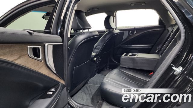 Kia K8 2022 — photo 11