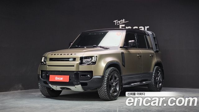 Land Rover Defender 2022 — photo 1