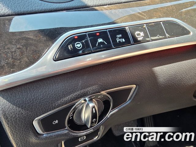 Mercedes-Benz S-Class 2015 — photo 11