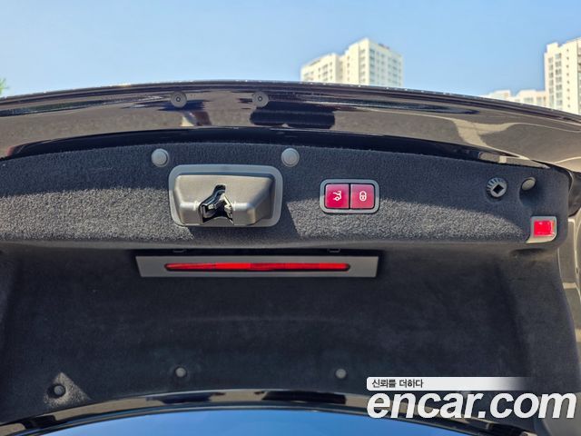 Mercedes-Benz S-Class 2015 — photo 13