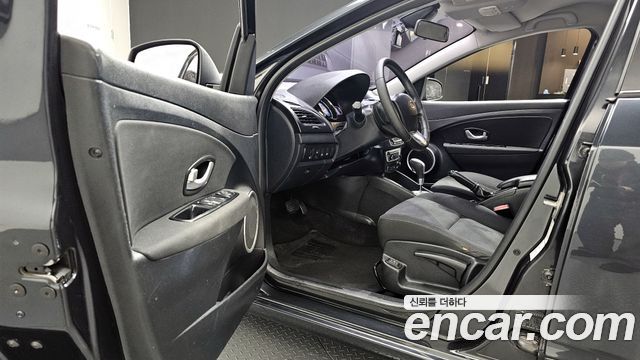 Renault Korea SM3 2015 — photo 10