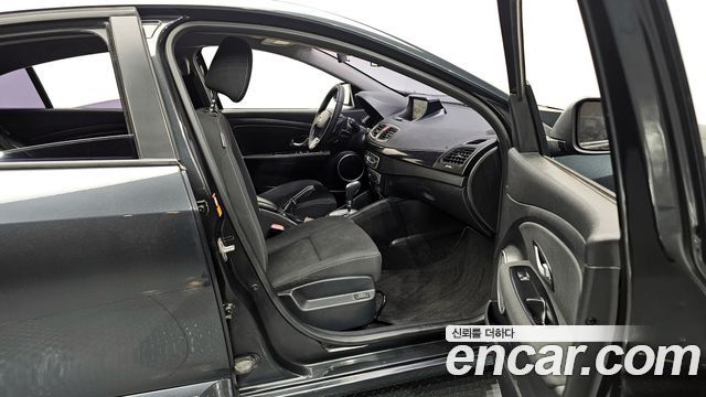 Renault Korea SM3 2015 — photo 11