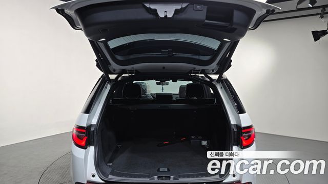 Land Rover Discovery Sport 2025 — photo 20