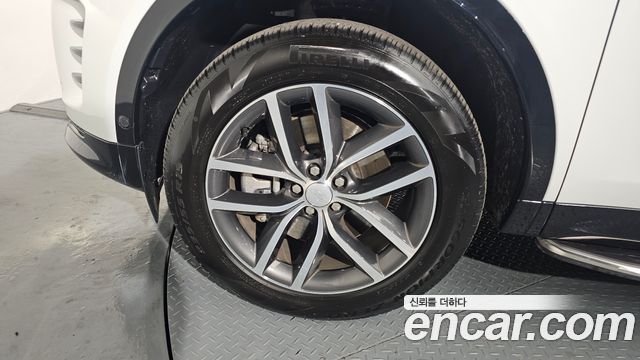 Land Rover Discovery Sport 2025 — photo 5