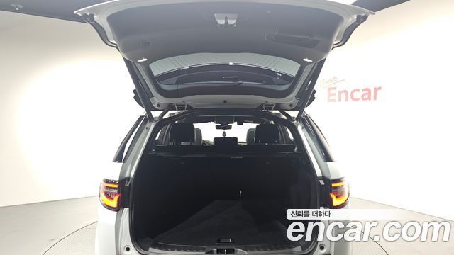 Land Rover Discovery Sport 2025 — photo 20