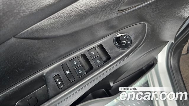 Chevrolet Korea Spark 2017 — photo 12