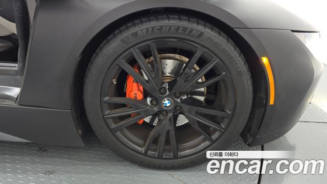 BMW i8 2016 — photo 5