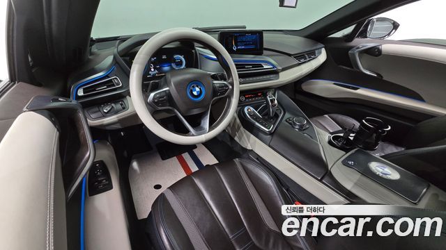 BMW i8 2016 — photo 7