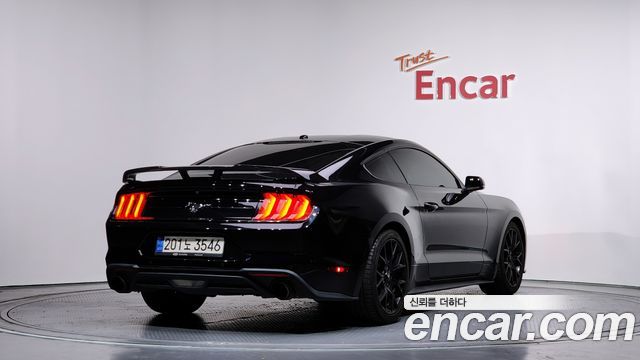Ford Mustang 2018 — photo 2