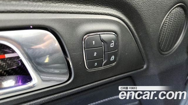 Ford Mustang 2018 — photo 19