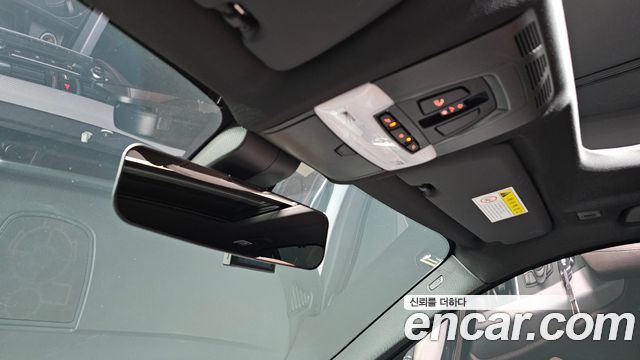 BMW X5 2018 — photo 14