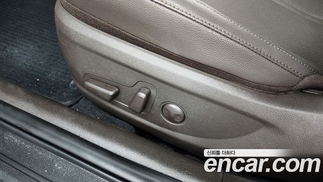 Kia K5 2019 — photo 18
