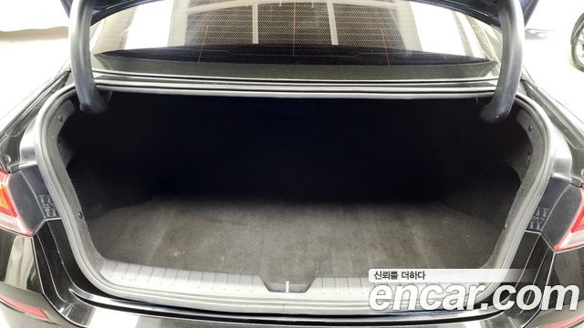 Kia K5 2019 — photo 20