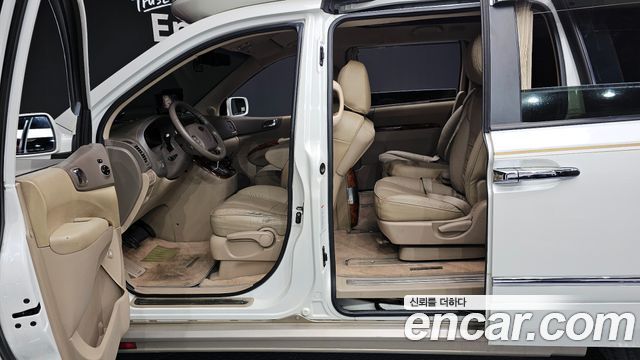 Kia Canival 2008 — photo 10