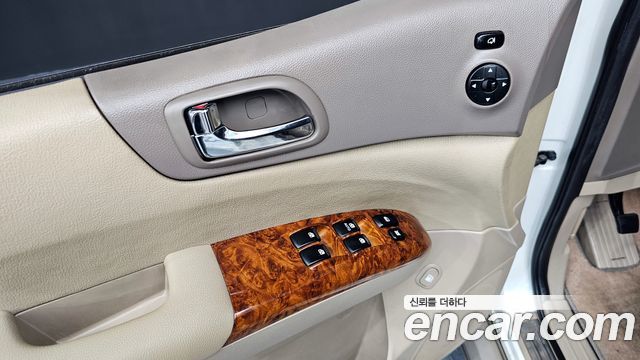 Kia Canival 2008 — photo 17